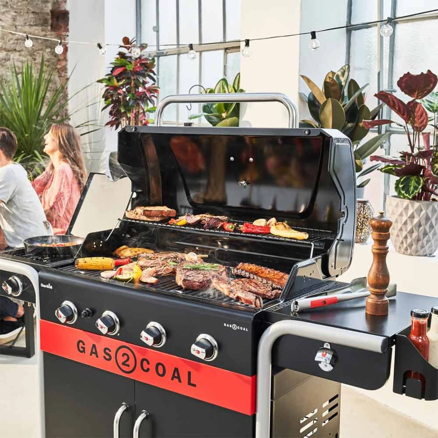 Barbecue hybride gaz et charbon Gas2Coal 440 - Char-Broil Barbecue Hybride Gaz Et Charbon Gas2Coal 440 - Char-Broil -Gril De Cuisine barbecue gas2coal 440 hybride gaz et charbon charbroil 4260547594448 4